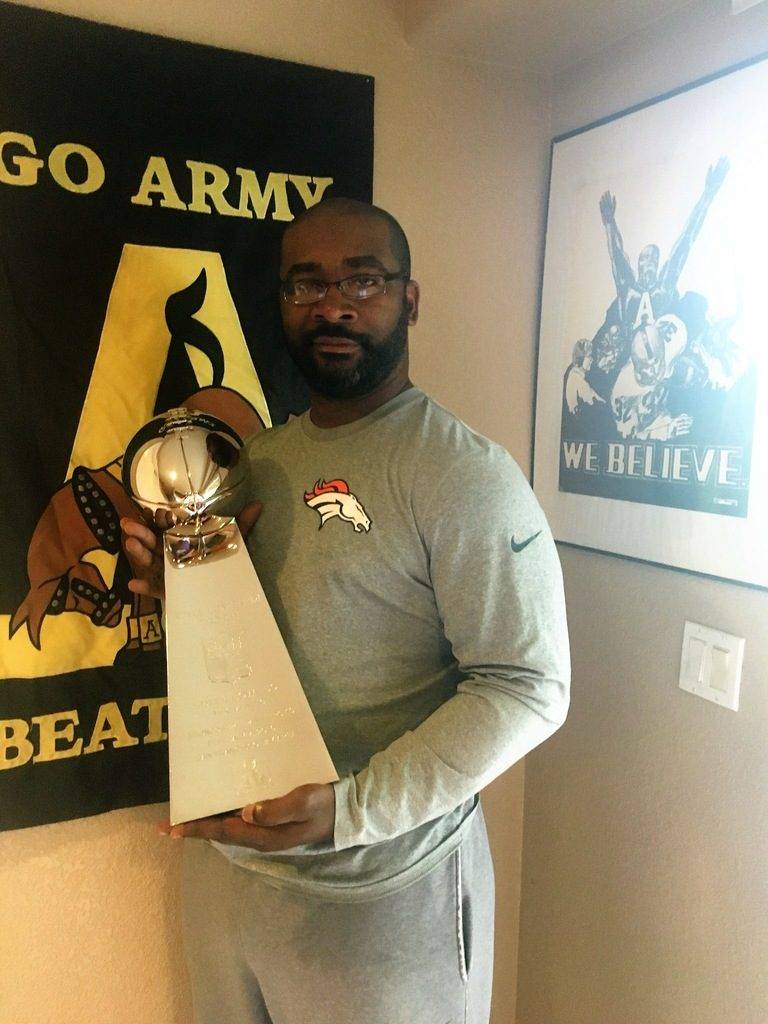 SB50-TROPHY2_Easy-Resize.com_-768x1024 Gallery